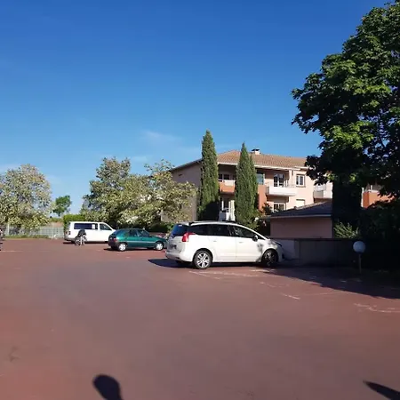 Apartment Cote Metro Avec Piscine Et Parking Gratuit Toulouse